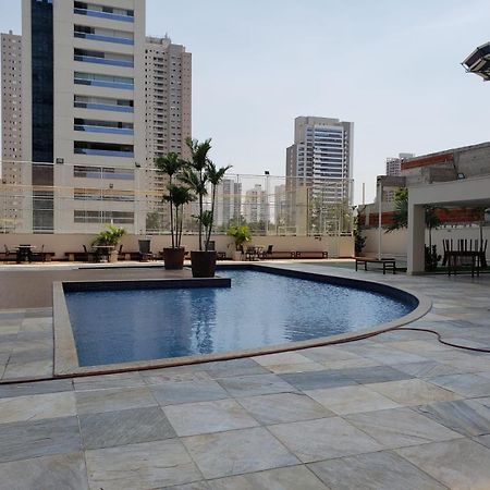 Moderno Flat Com Vista Para O Parque Vaca Brava Гояния Экстерьер фото